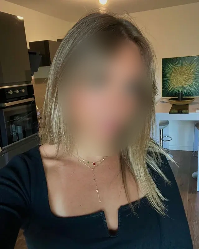 Stéphanie - Image 1