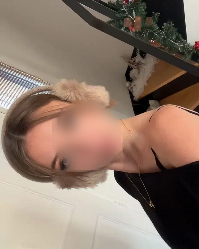 Sabrina - Image 4
