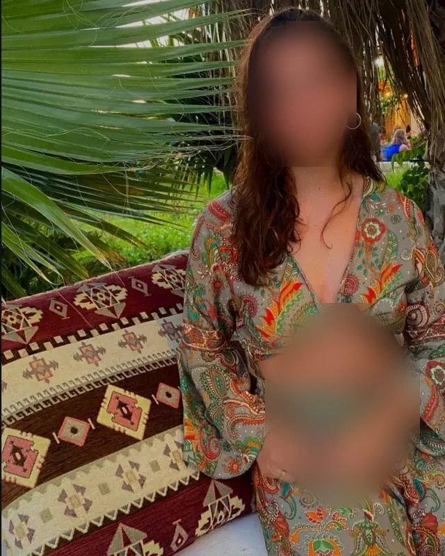 Sarah - Image 2