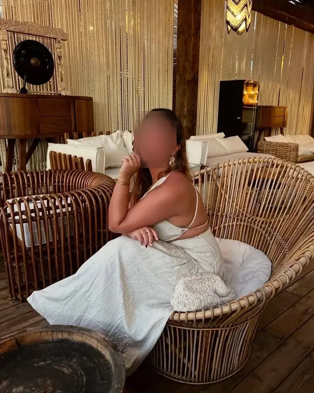 Sarah - Image 4