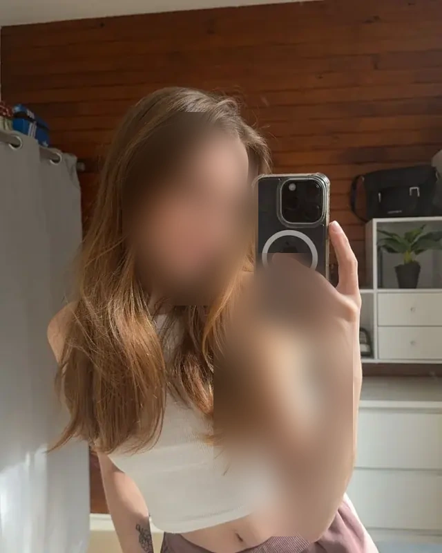 Nathalie - Image 1