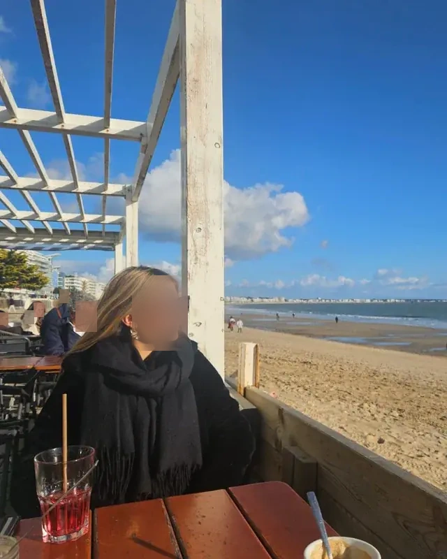 Emma - Image 7