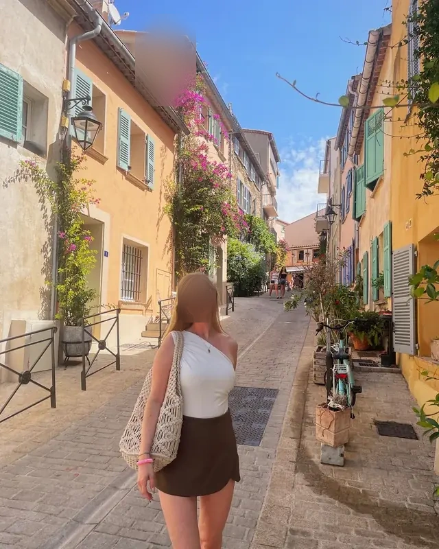 Céline - Image 2