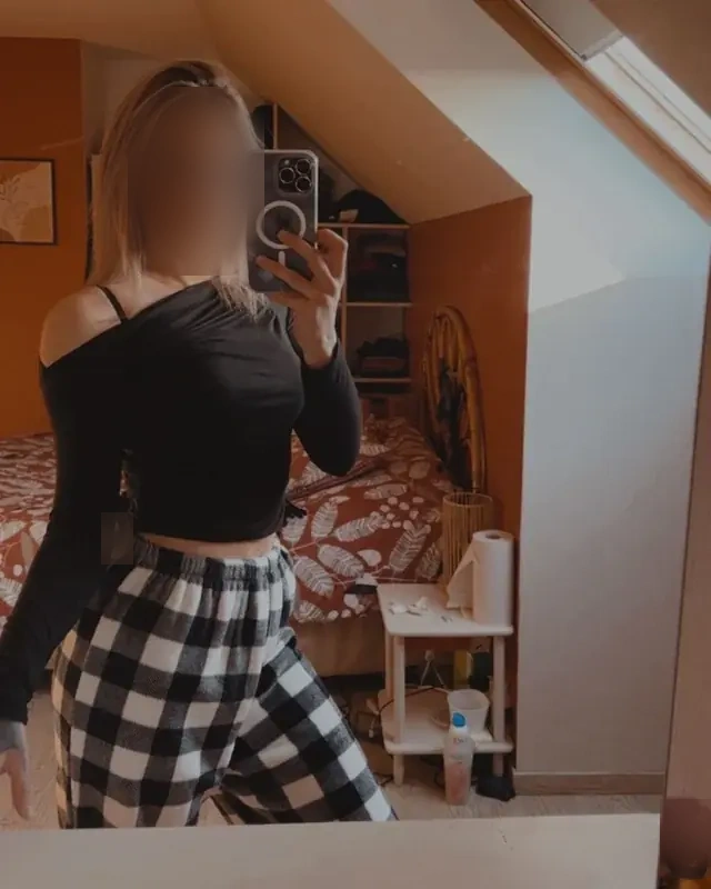 Vanessa - Image 7